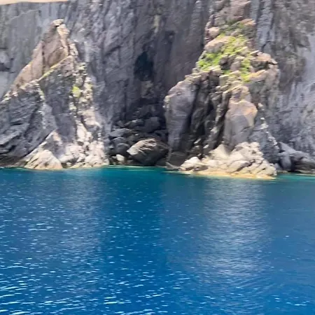 Calabria Mare לינה וארוחת בוקר פאלרנה