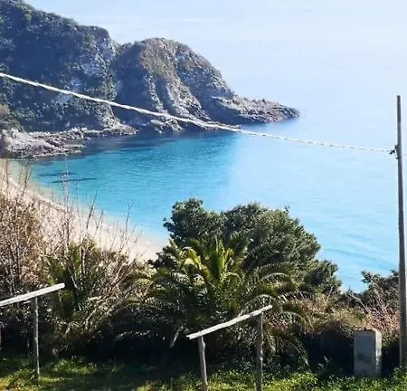 Calabria Mare לינה וארוחת בוקר 4*