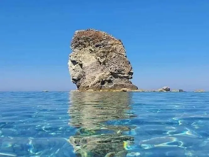 Calabria Mare Alojamento de Acomodação e Pequeno-almoço Falerna